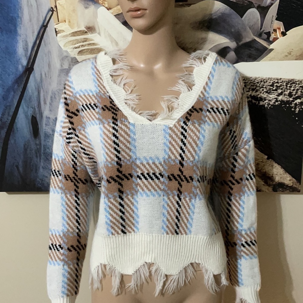 Rue 21 Taupe Plaid Print Destructed Hem Crop Sweater Small - Picture 5 of 8